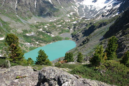 高山湖