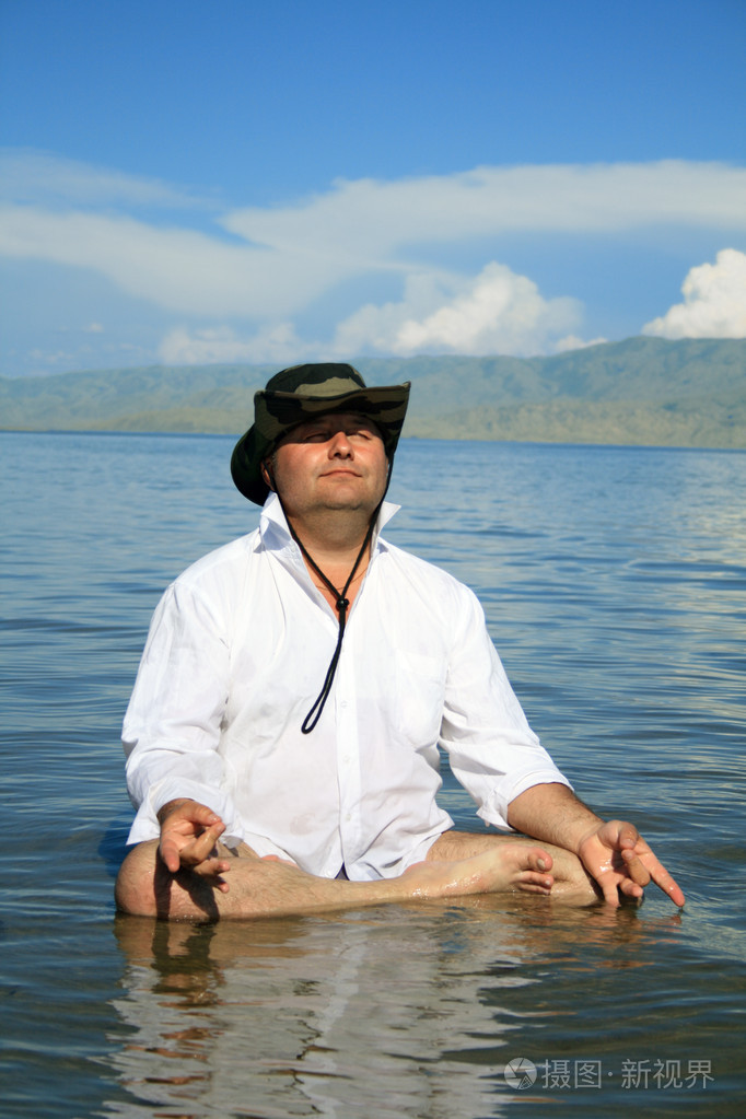 注视凝视沉思意图