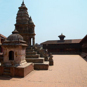 尼泊尔巴塔弗市神庙