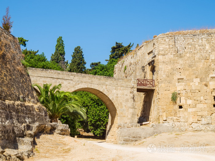 罗兹镇入口古桥希腊