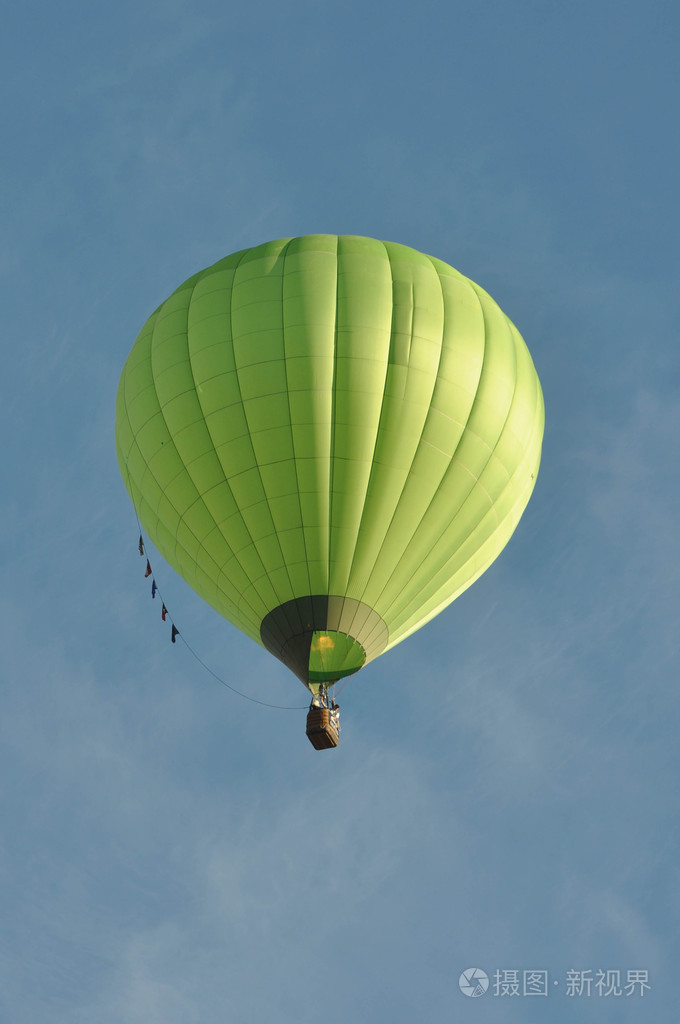 绿色热气球