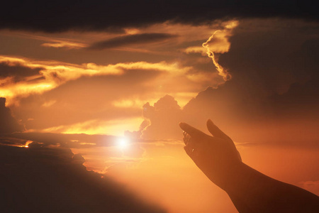 圣体圣事治疗保佑上帝帮助悔改天主教复活节借心灵祈祷.