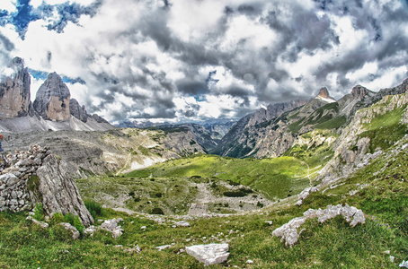 Dolomities 山的美丽景色