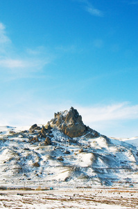 白雪覆盖的高山