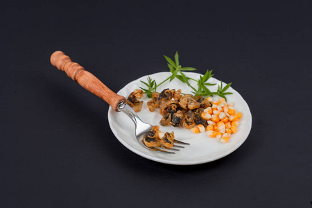 海食物甜干蛤菜用叉子