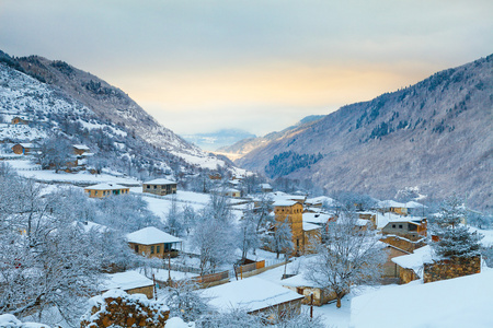 山村雪景 最美图片