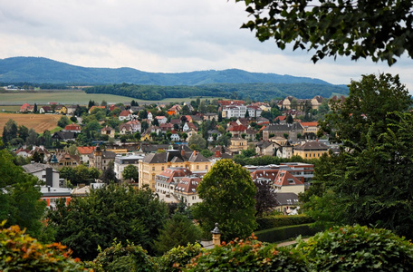 奥地利小镇的高角度景观