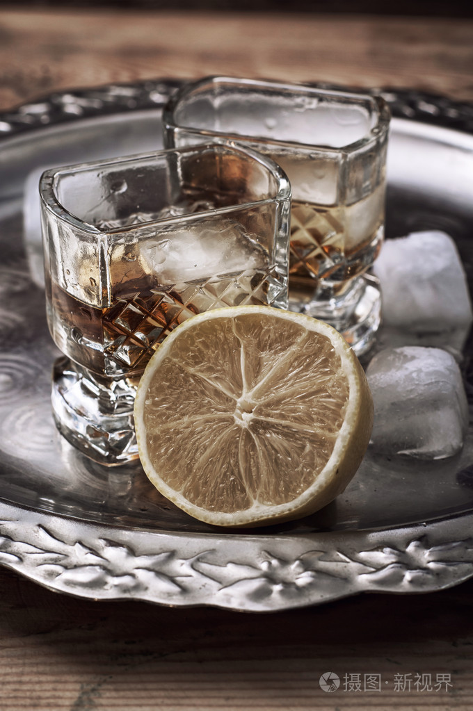 威士忌的酒精饮料照片-正版商用图片00j3bi-摄图新视界