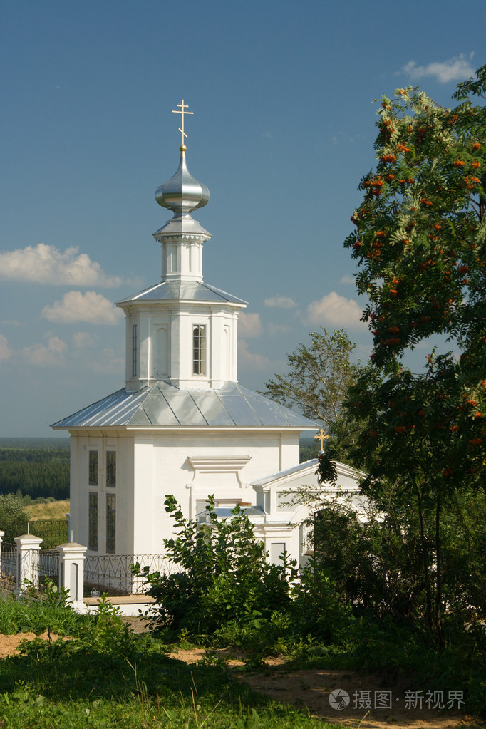 白色的基督教教堂