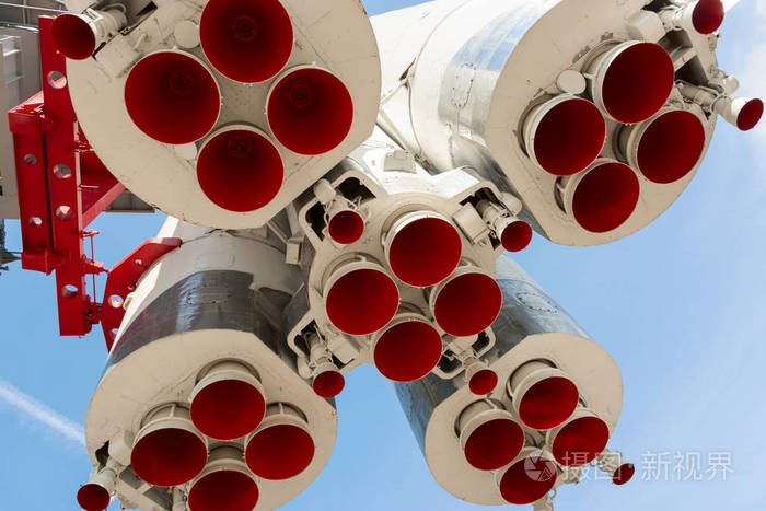 太空火箭发动机喷管