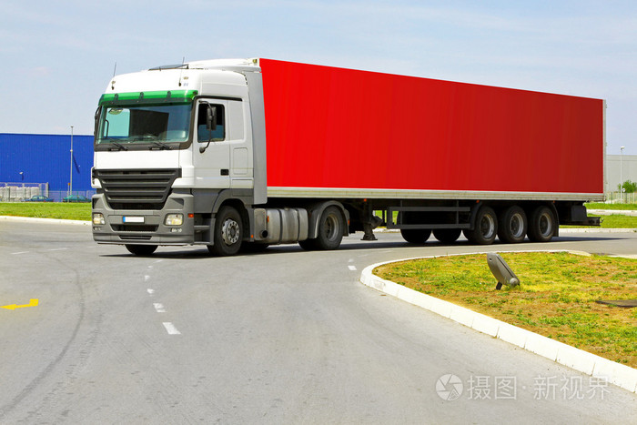 红色货车