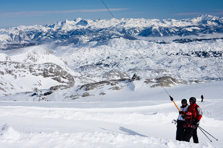 滑雪胜地拉姆绍。 达赫斯坦。 奥地利