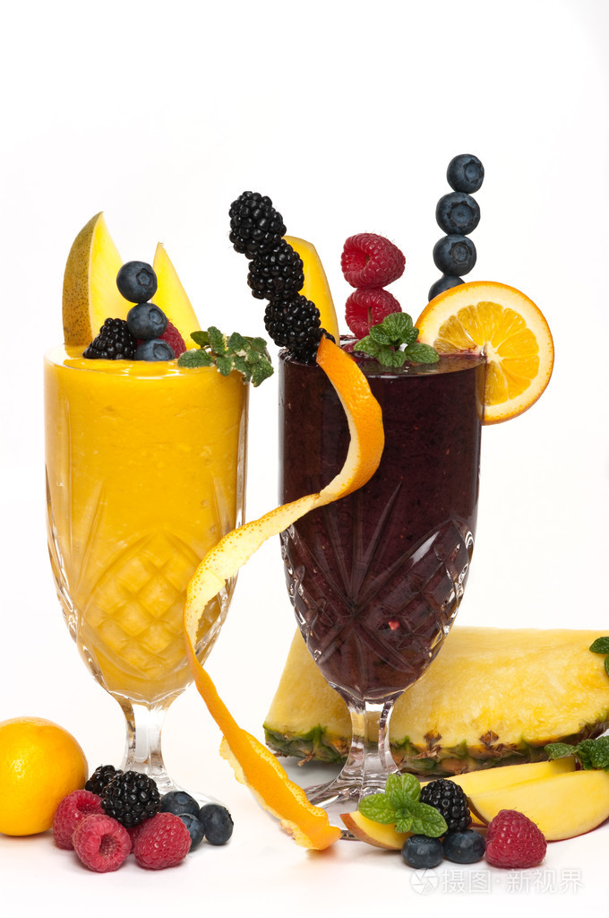 善于讨好女人的男子举止优雅的人冰沙冰果露