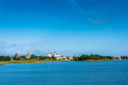 查看上索洛维茨基修道院从白海