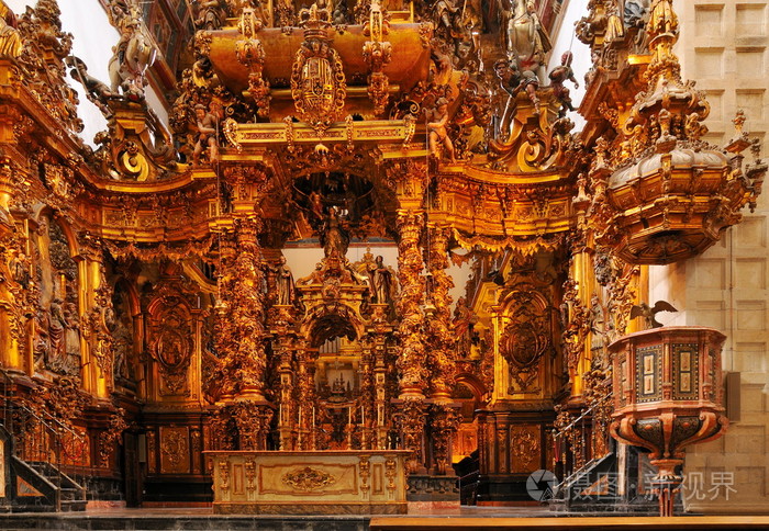 圣马蒂诺皮纳里奥教堂的祭坛