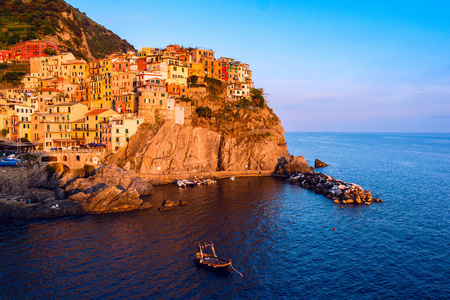 manarola 渔村 意大利的视图