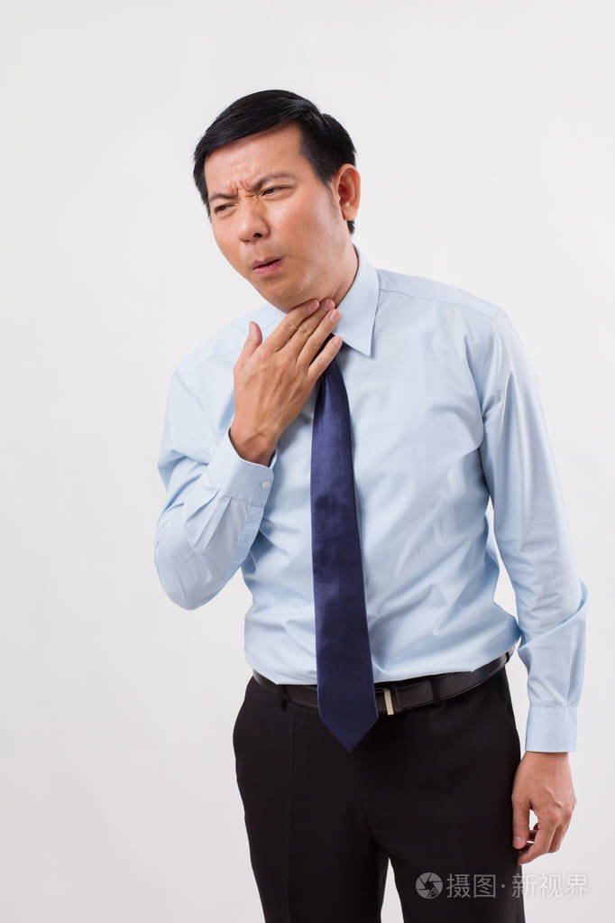 与喉咙痛感冒流感生病的人