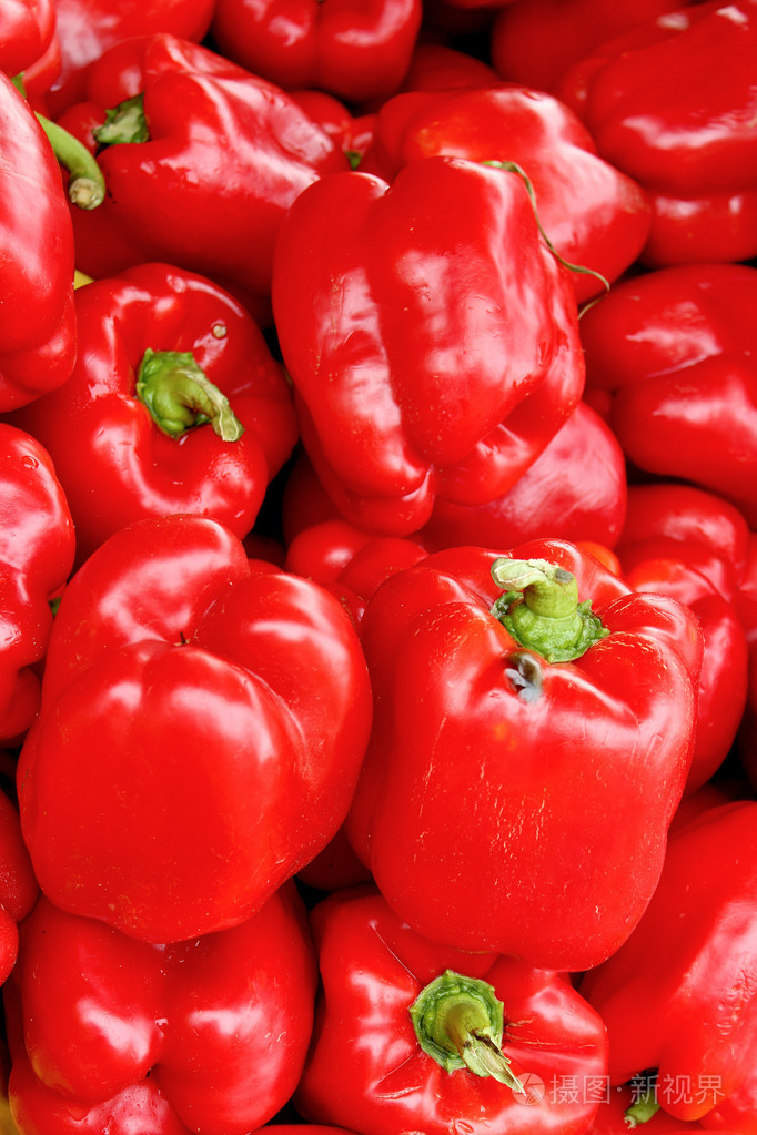 新鲜有机红甜椒背景照片在当地的f