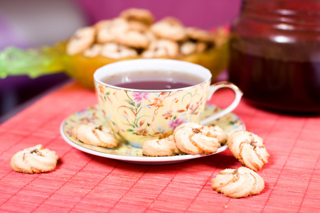 一杯茶和饼干