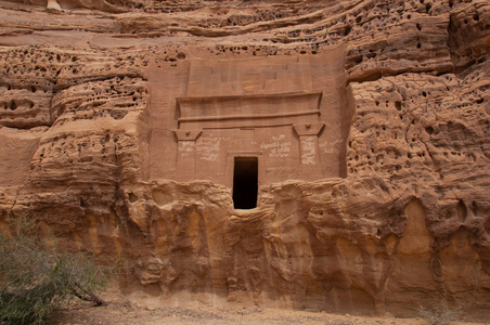 沙特阿拉伯 madayn 萨利赫考古遗址的 nabatean 墓