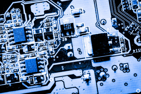 主板上电子电路的抽象闭合技术照片