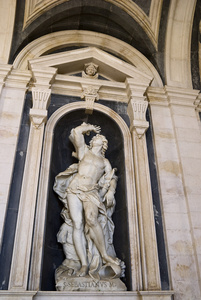国家皇宫的雕像