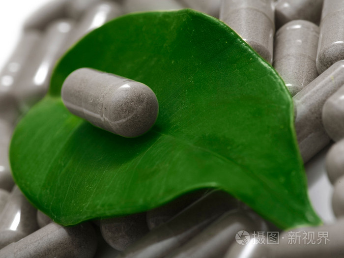 药丸pill的名词复数药片口服避孕药讨厌鬼