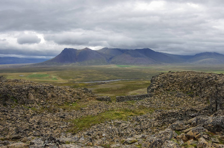 Borgarvirki 是一个柱状玄武岩堡垒和瓦斯半岛半岛中北部冰岛插头