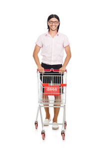 超市购物篮购物车上白色孤立和逛街的男人