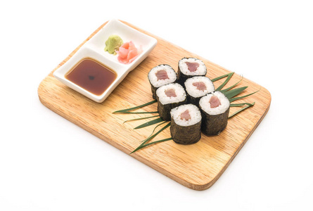 红鲷鱼寿司寿司日本食物风格
