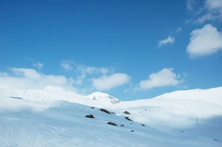 高山雪下