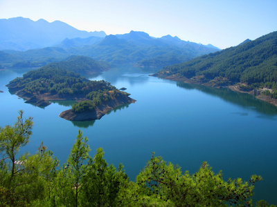 高山湖泊