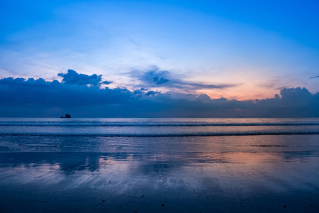 日落之后的海景