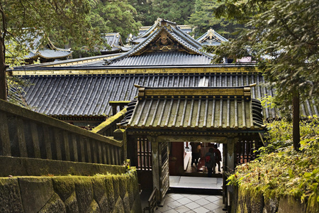 神龛屋顶