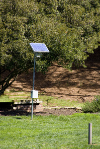 太阳能板，太阳能电池板solar panel的复数