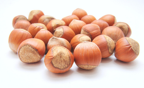 榛实利口酒图片