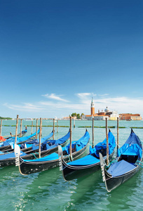 观在威尼斯，意大利威尼斯泻湖与吊船
