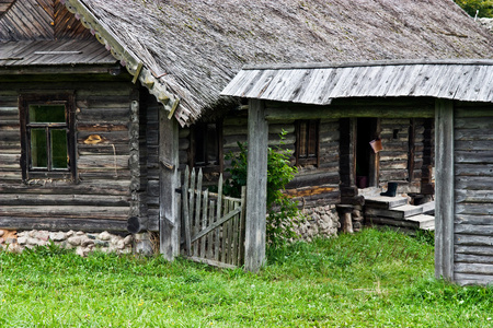 农村旧房子图片-农村旧房子素材-农村旧房子插画-摄图新视界