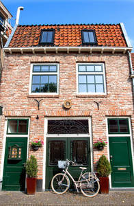 在荷兰的郊区的房子