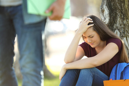 女朋友同学几个同学分手关系照片