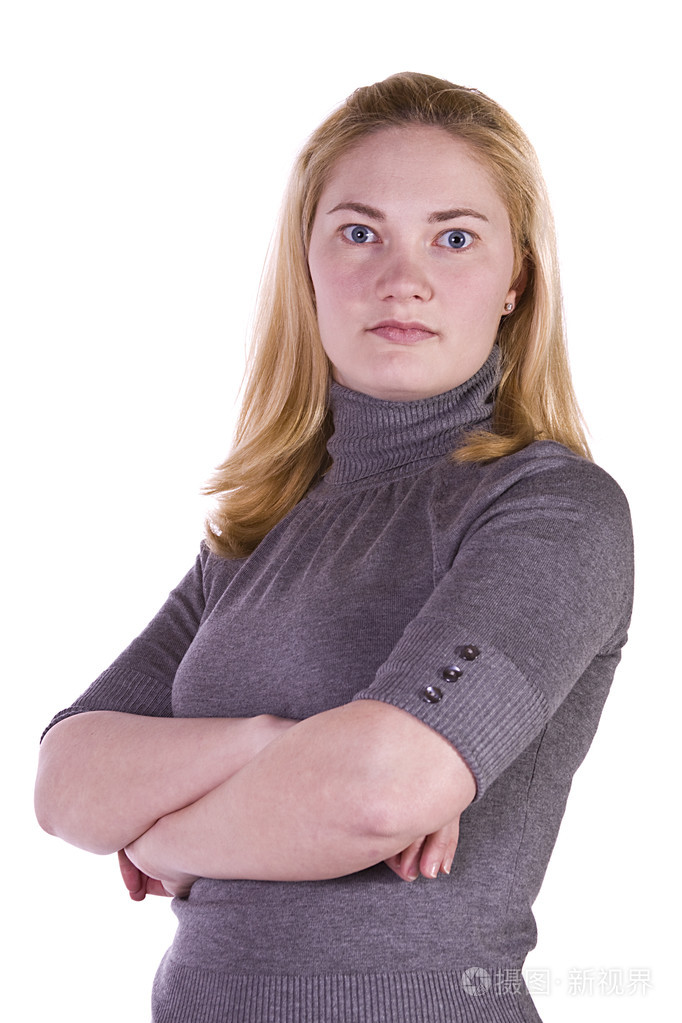 她双臂交叉的可爱女人
