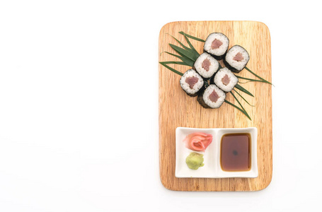 红鲷鱼寿司寿司日本食物风格图片
