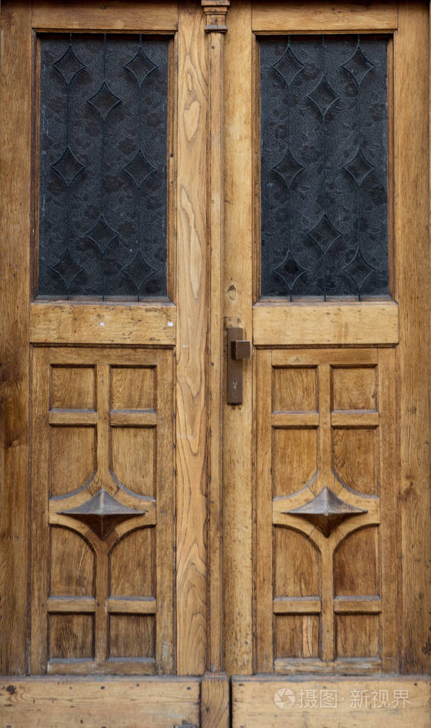 旧的老式木制黄门特写