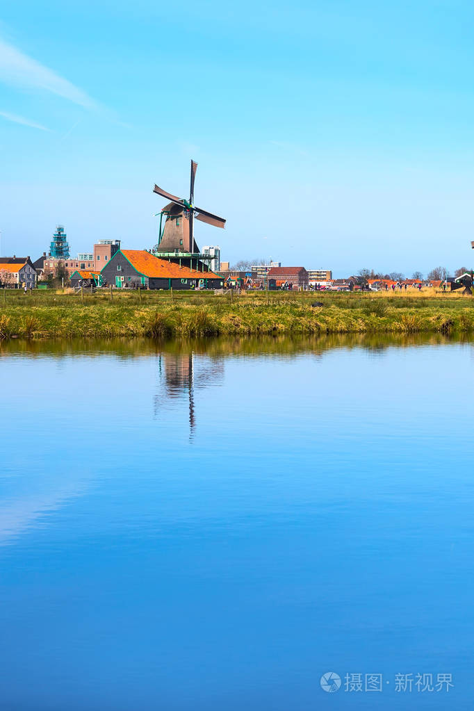 全景与风车在桑斯安斯 schans,传统村落,荷兰北荷兰省