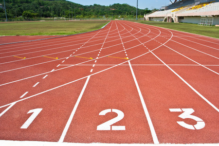 个[体]跑道相似素材图片