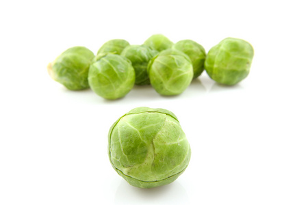 沙拉农球芽甘蓝( brussels sprout的名词复数 ) [农]抱子甘蓝照片