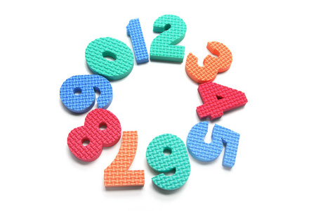 圆形排列的泡沫数字图片