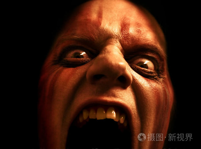 愤怒的脸