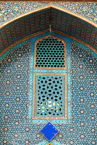 在伊朗的旧的装饰瓷砖