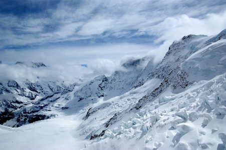 白雪山